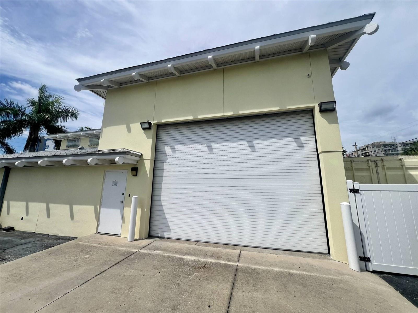 Image 4 of 58 For 525 8th Street W