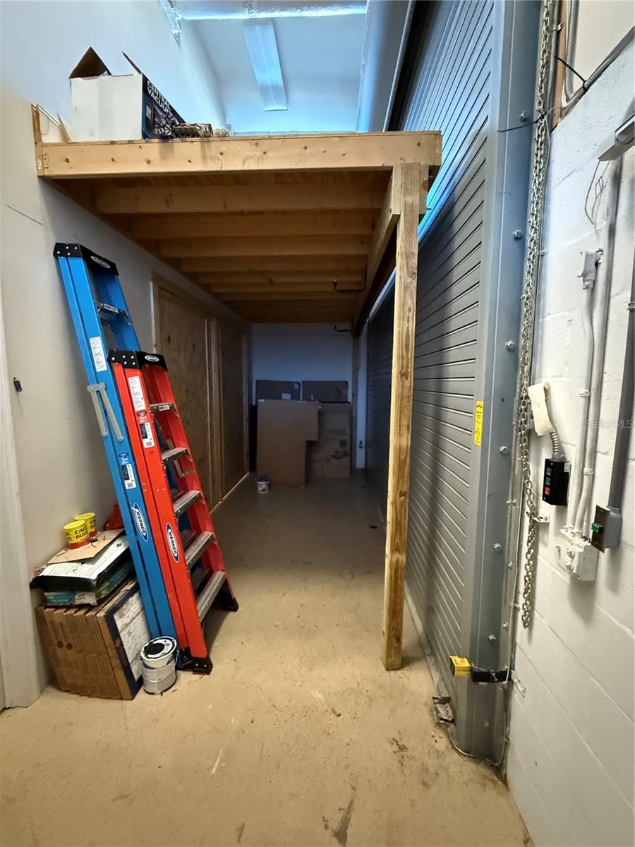Image 53 of 58 For 525 8th Street W