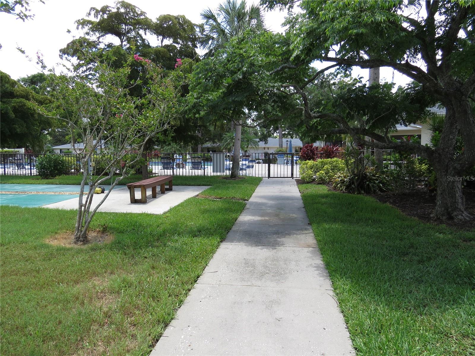 Image 47 of 62 For 7157 Fairway Bend Circle