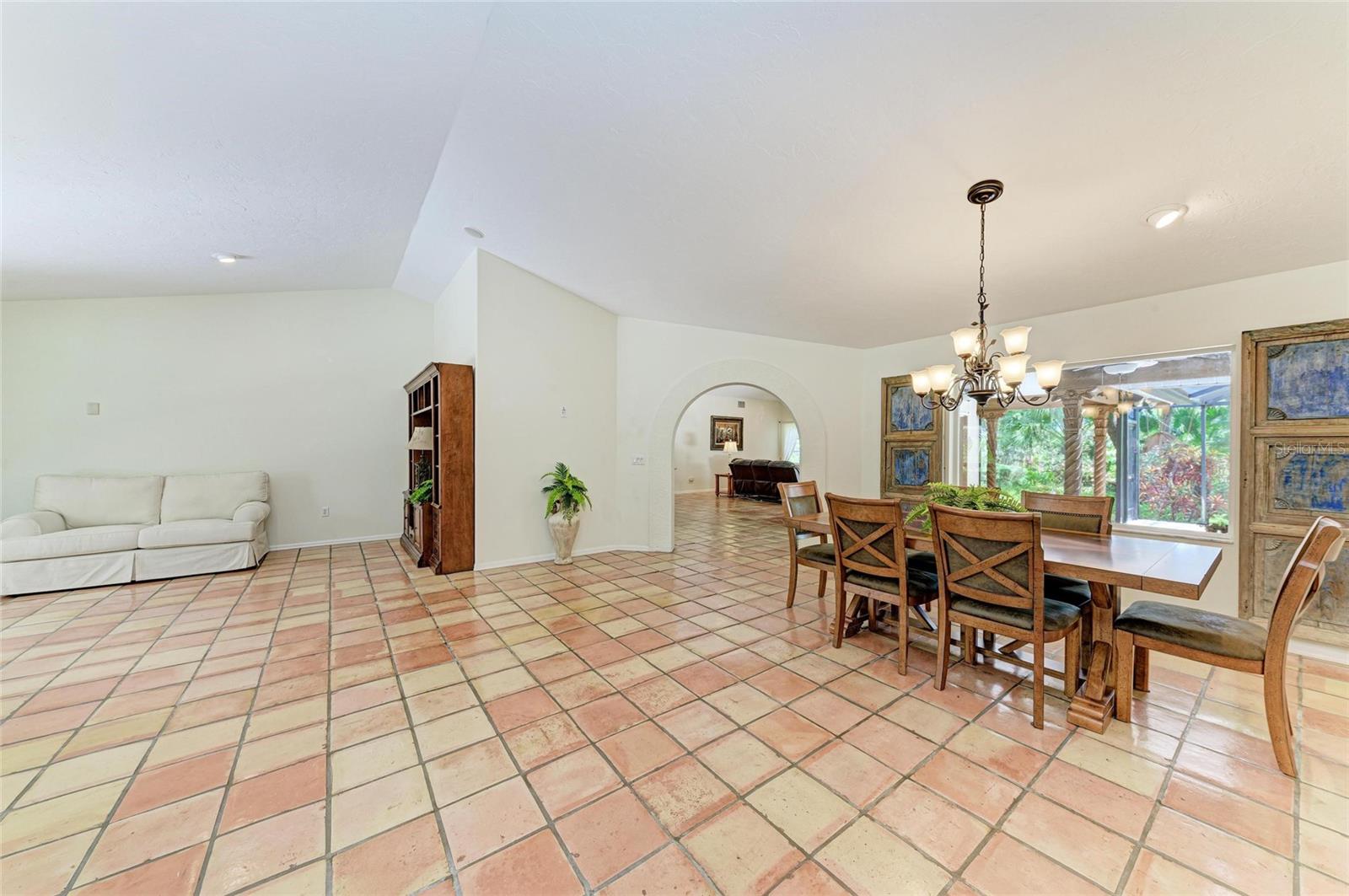 Image 10 of 68 For 3217 Oak Grove Drive