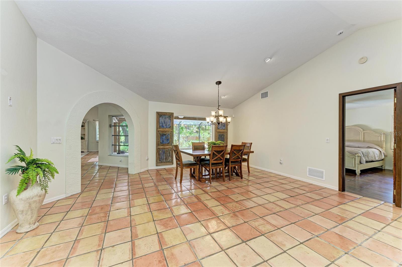 Image 11 of 68 For 3217 Oak Grove Drive