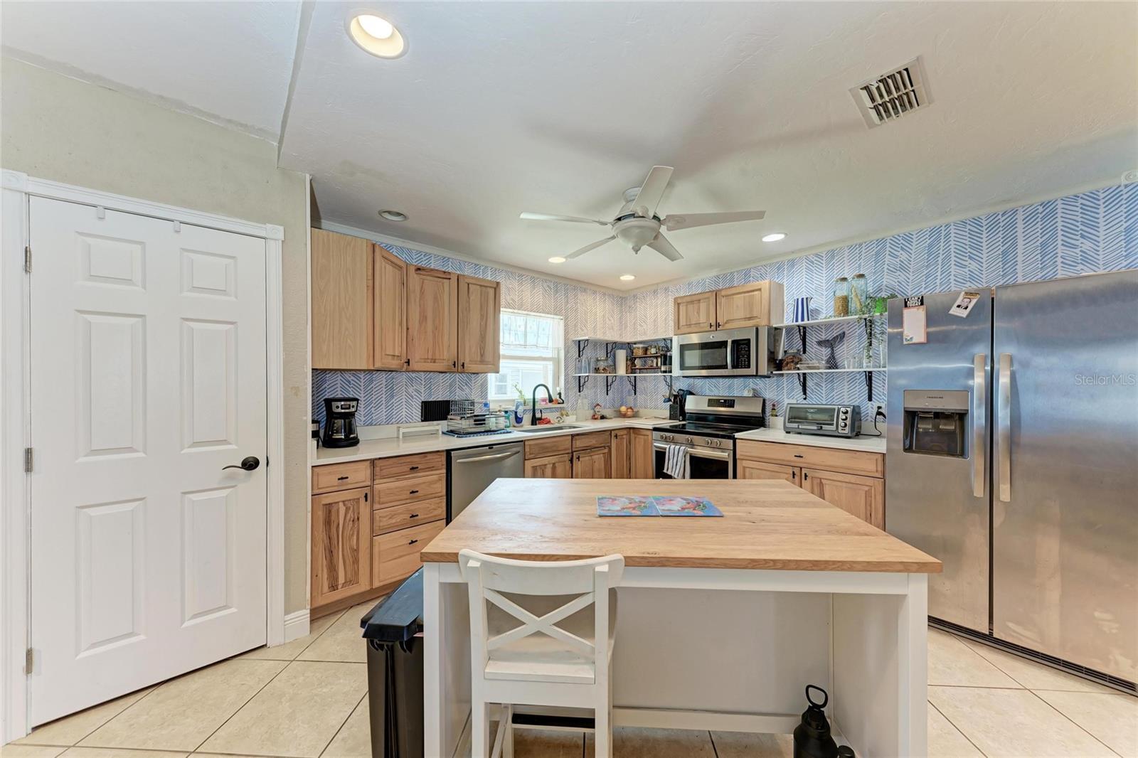 Image 11 of 29 For 2406 15th Street W