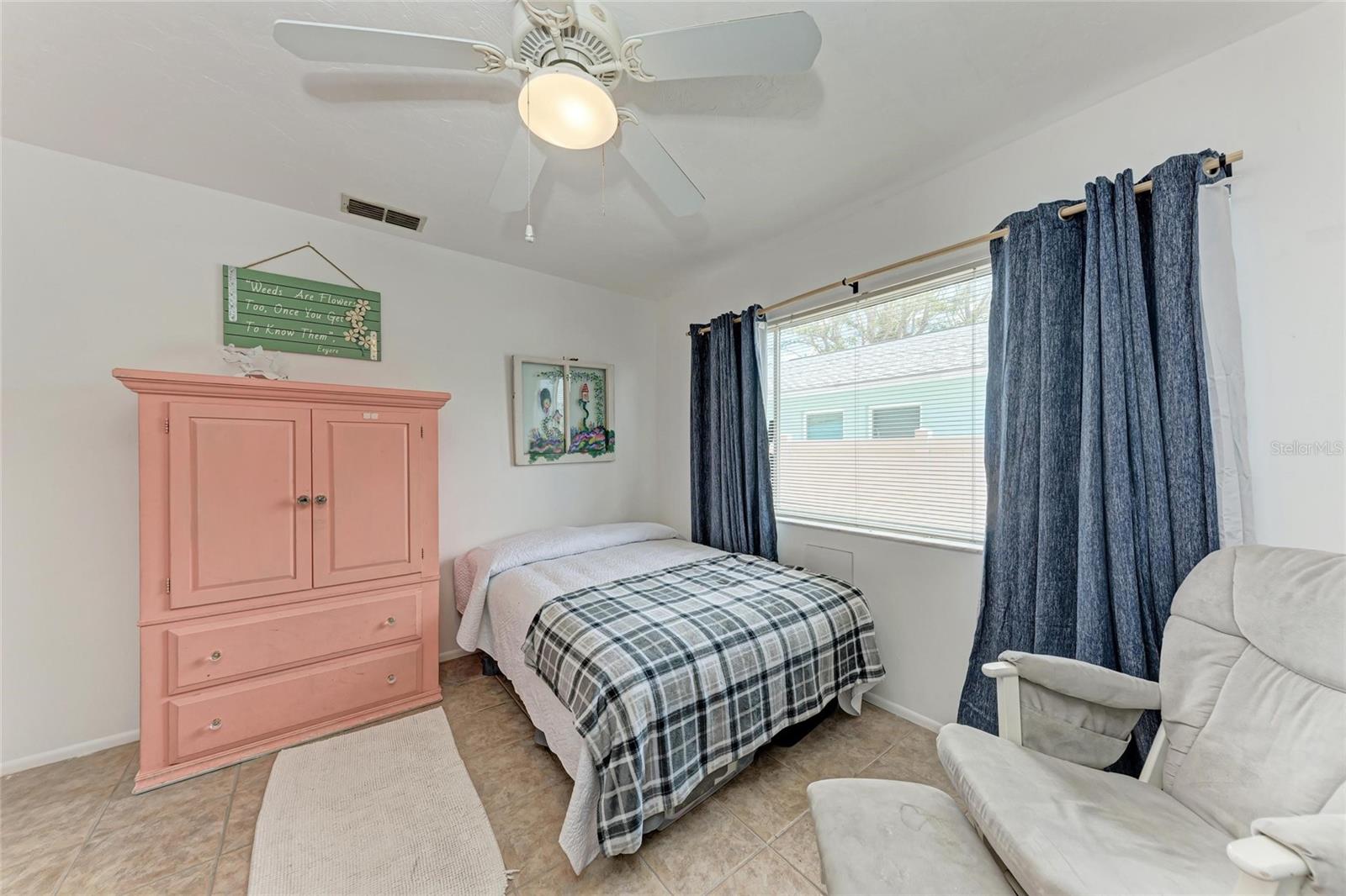 Image 22 of 29 For 2406 15th Street W