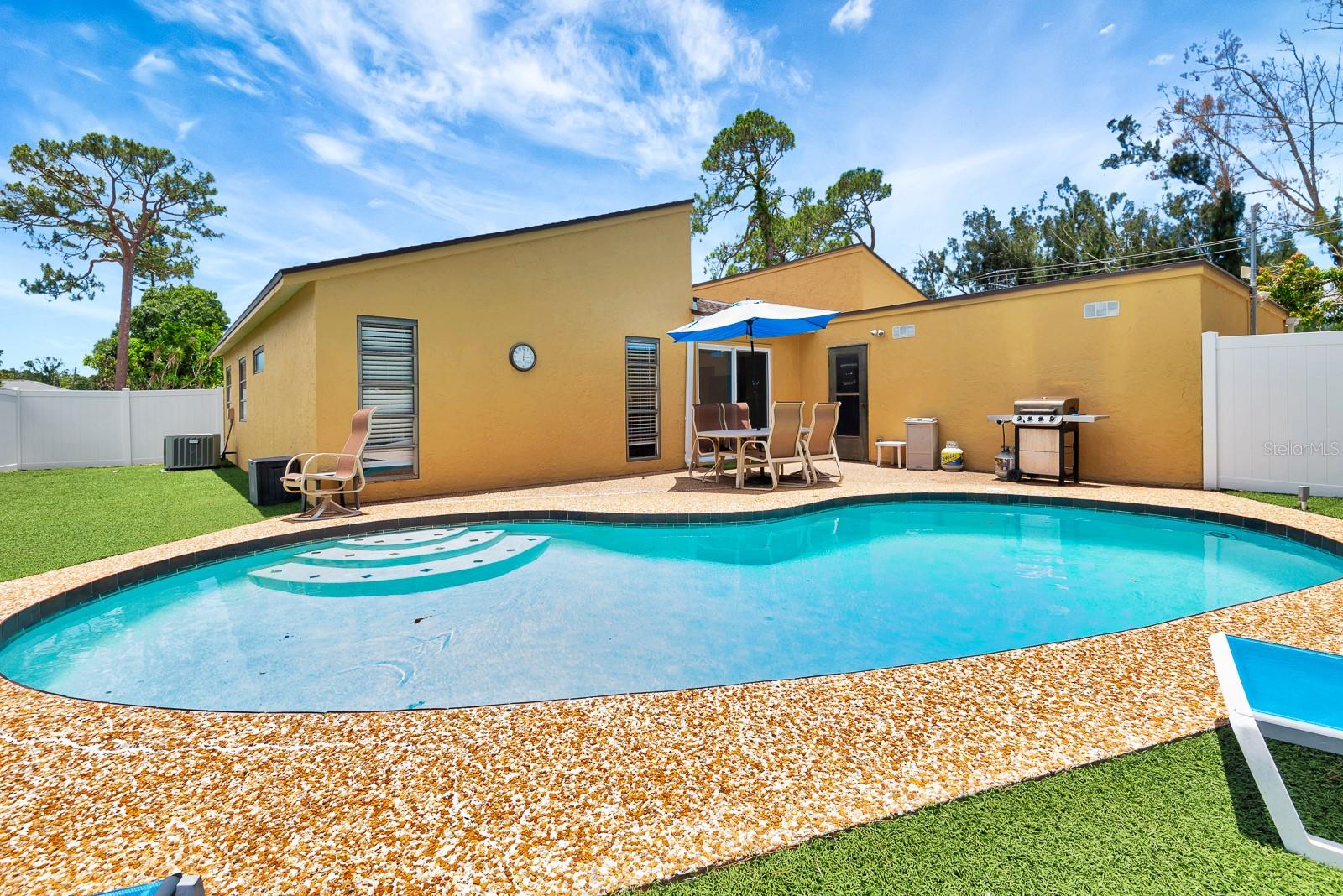 Image 33 of 53 For 2315 Riverwood Pines Drive