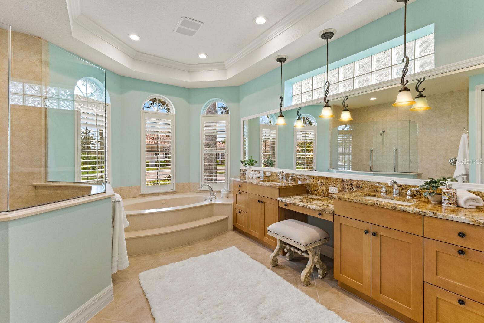 Image 42 of 76 For 7144 Ashland Glen