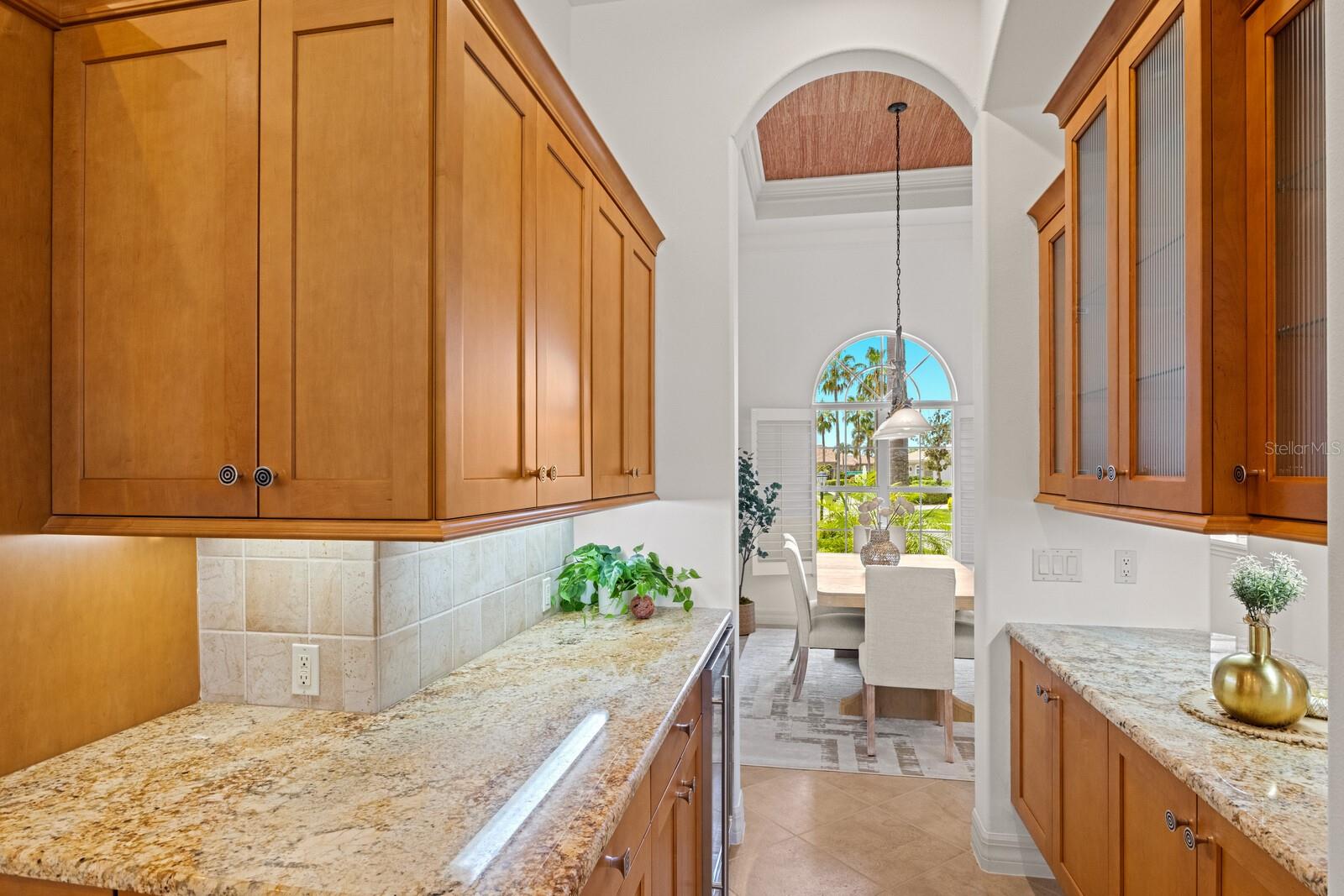 Image 7 of 76 For 7144 Ashland Glen