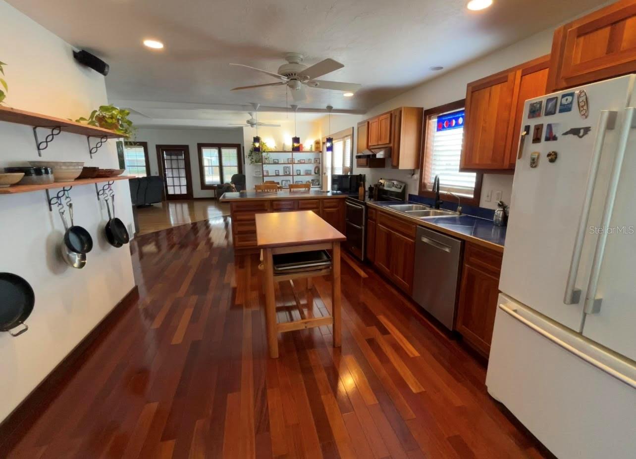 Image 10 of 26 For 1810 28th Street W