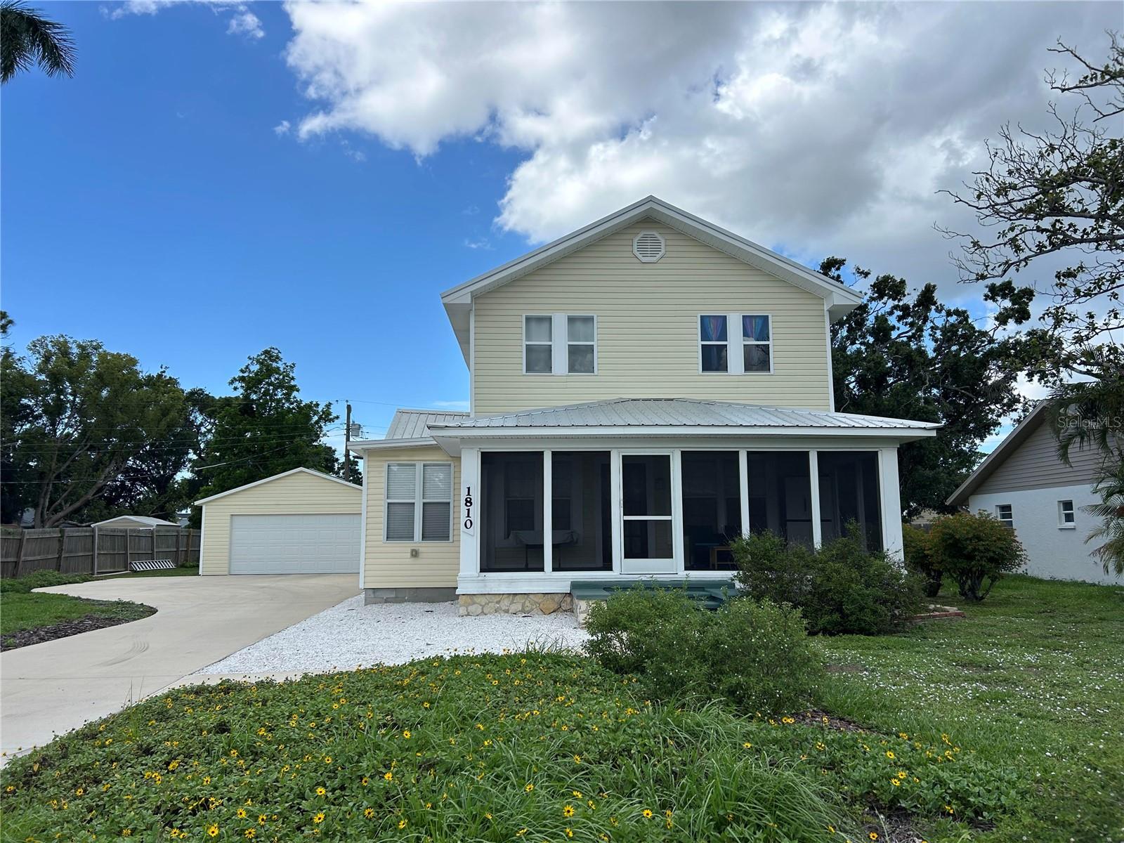 Image 2 of 26 For 1810 28th Street W