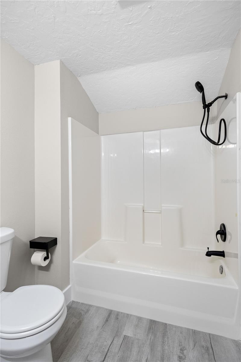 Image 15 of 28 For 719 22nd Street W
