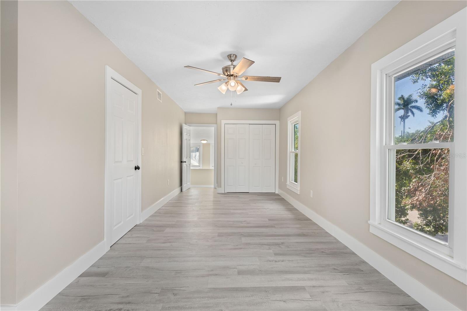 Image 18 of 28 For 719 22nd Street W