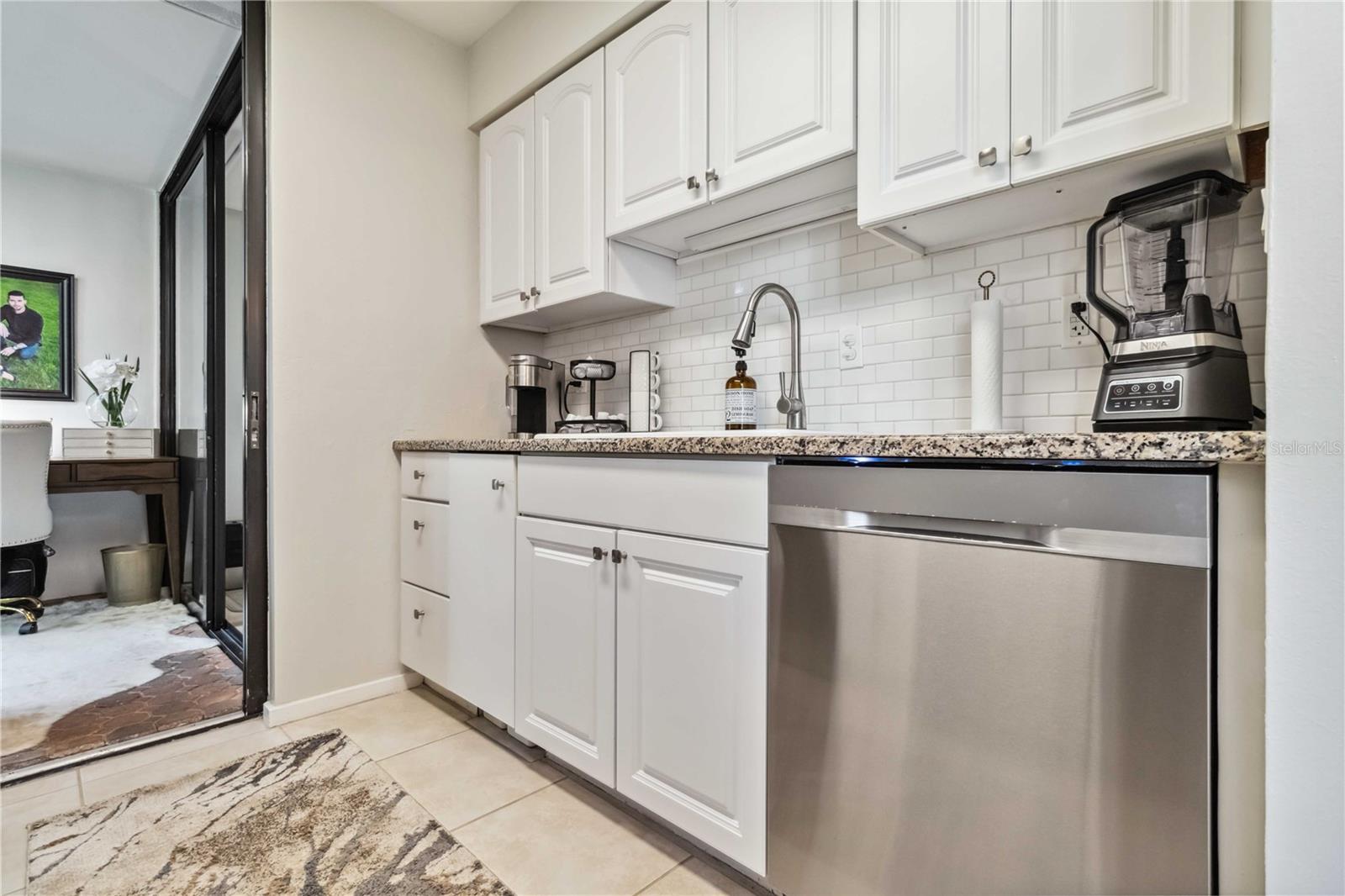 Image 11 of 32 For 3067 Willow Green Drive 33