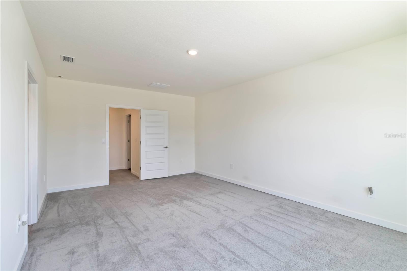 Image 13 of 100 For 17209 Barnwood Place