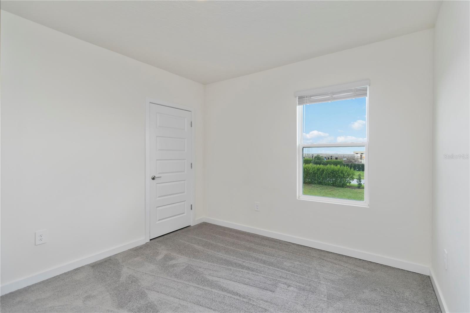Image 18 of 100 For 17209 Barnwood Place