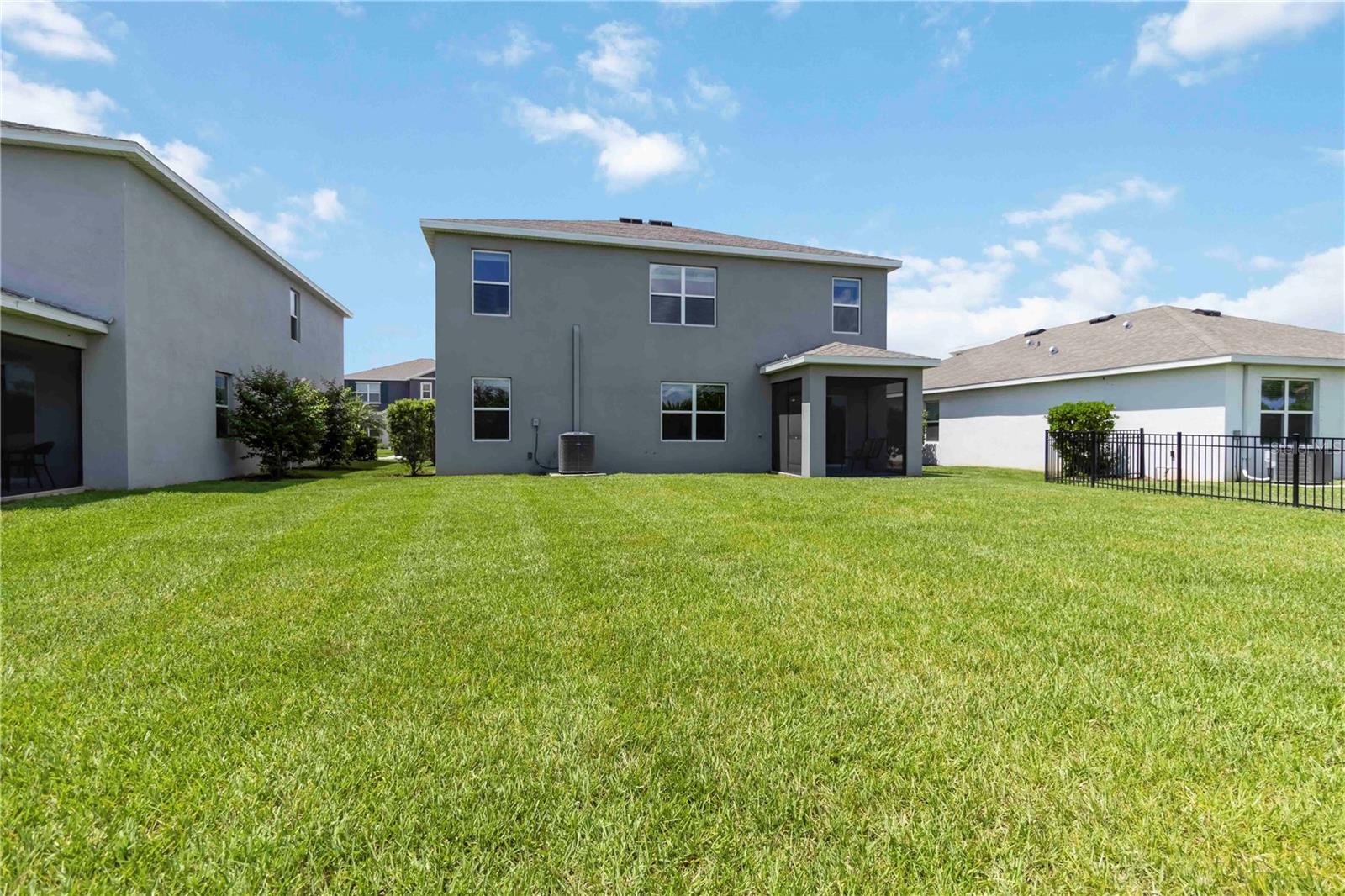 Image 31 of 100 For 17209 Barnwood Place