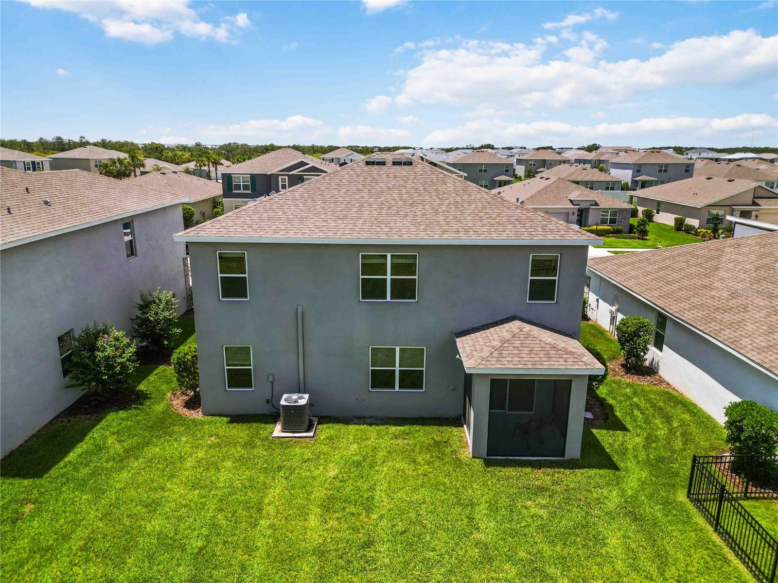 Image 38 of 100 For 17209 Barnwood Place