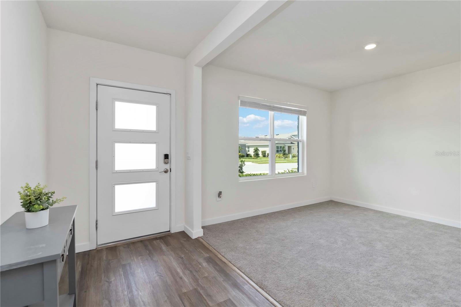 Image 4 of 100 For 17209 Barnwood Place