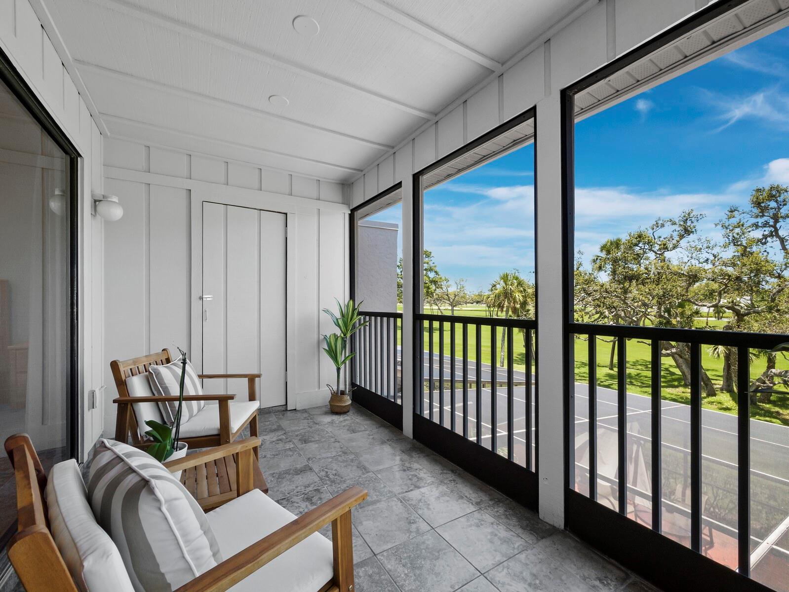 Image 15 of 57 For 2155 Harbourside Drive 804