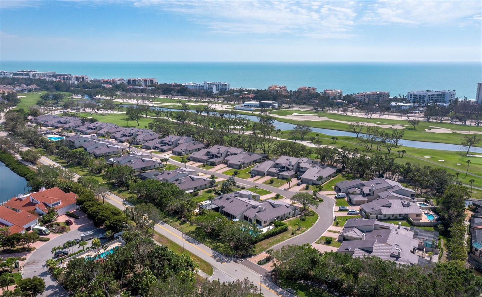 Image 36 of 57 For 2155 Harbourside Drive 804