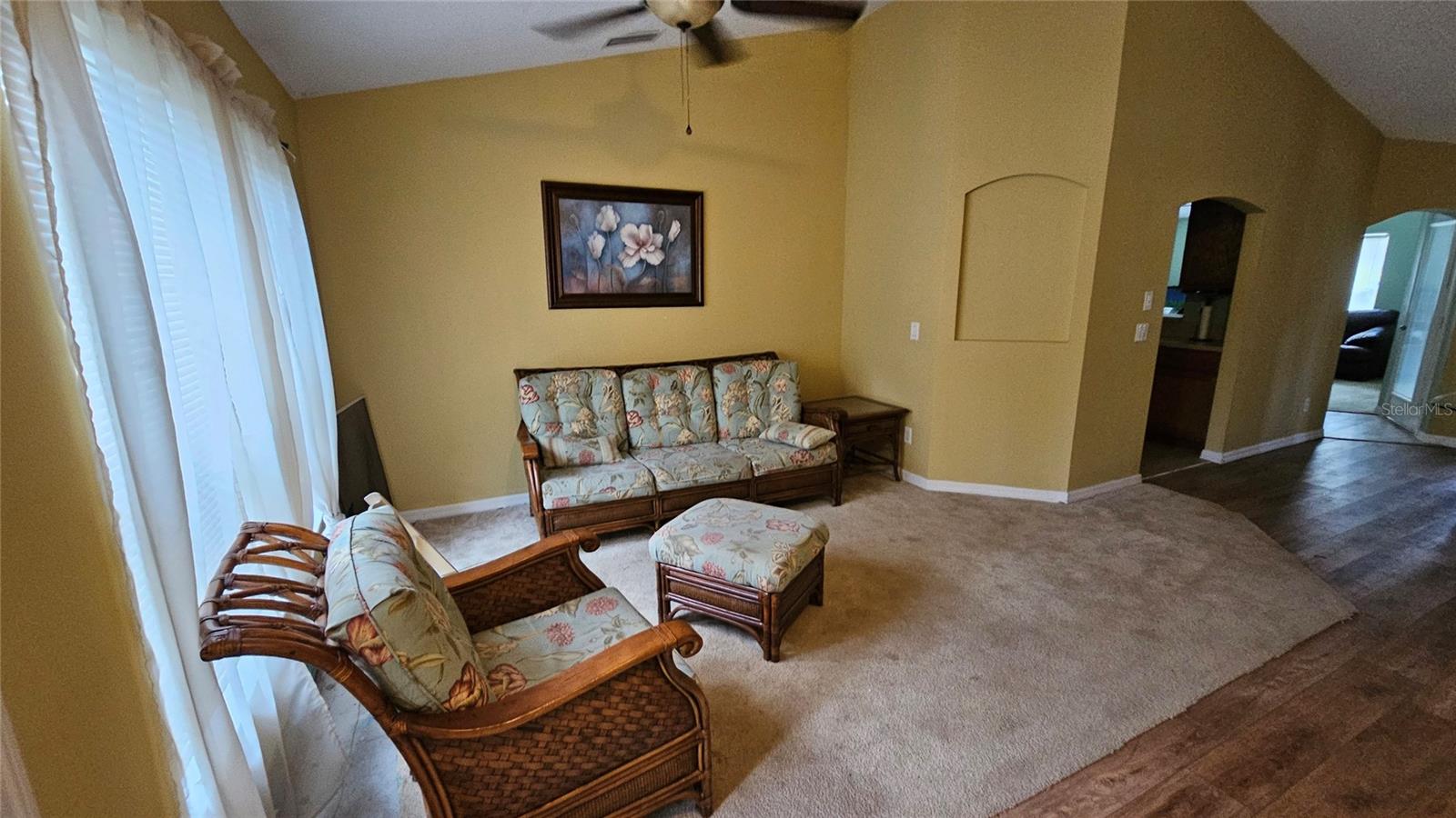 Image 4 of 18 For 17215 Berwin Avenue