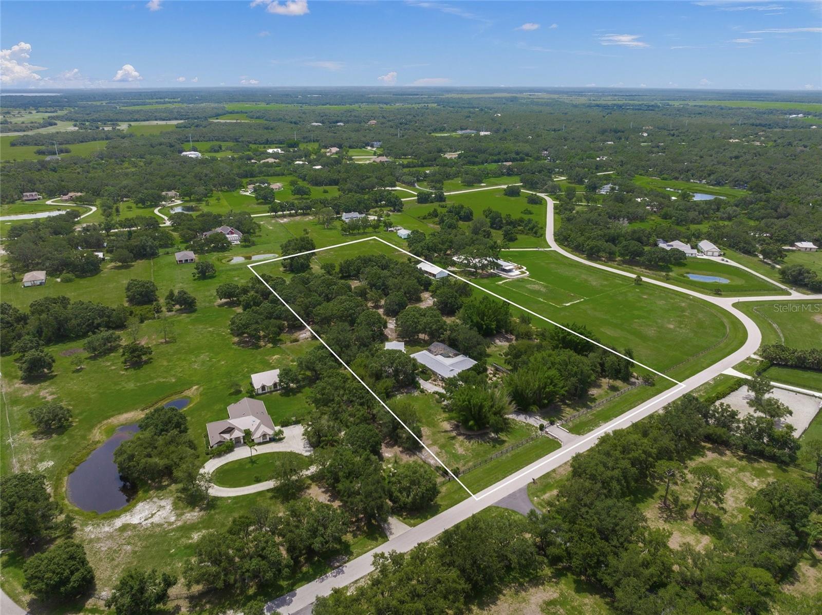Image 4 of 60 For 7343 Palomino Trail