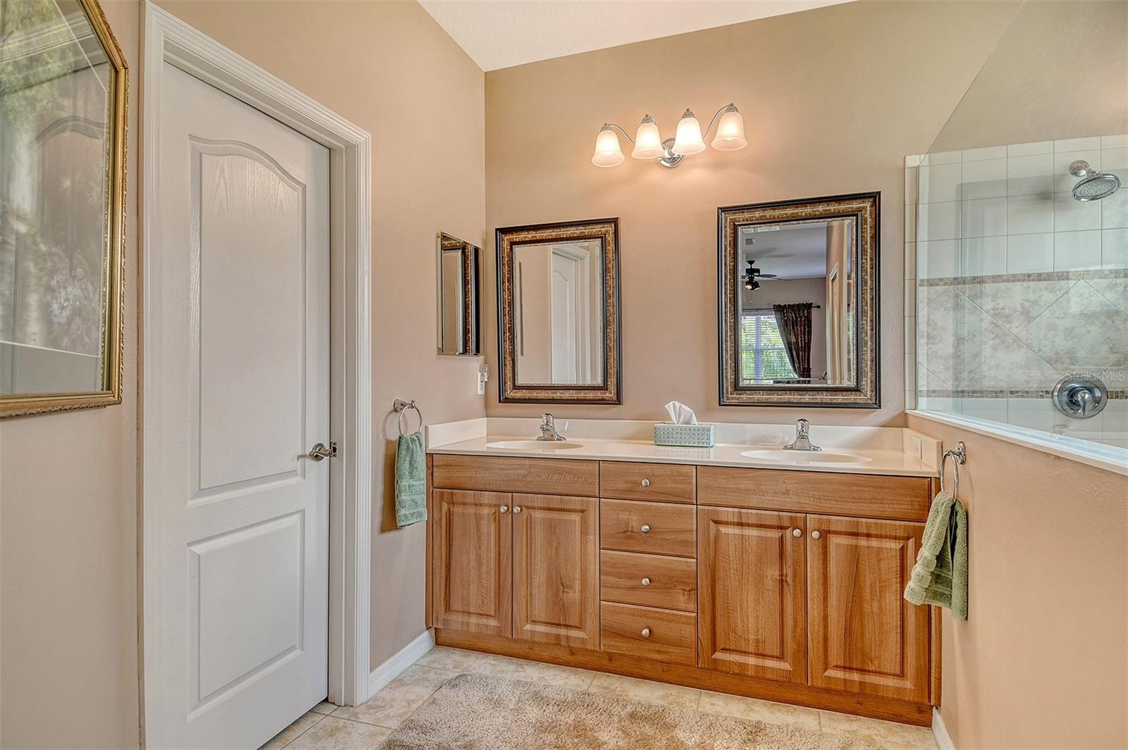 Image 16 of 50 For 6214 45th Lane E