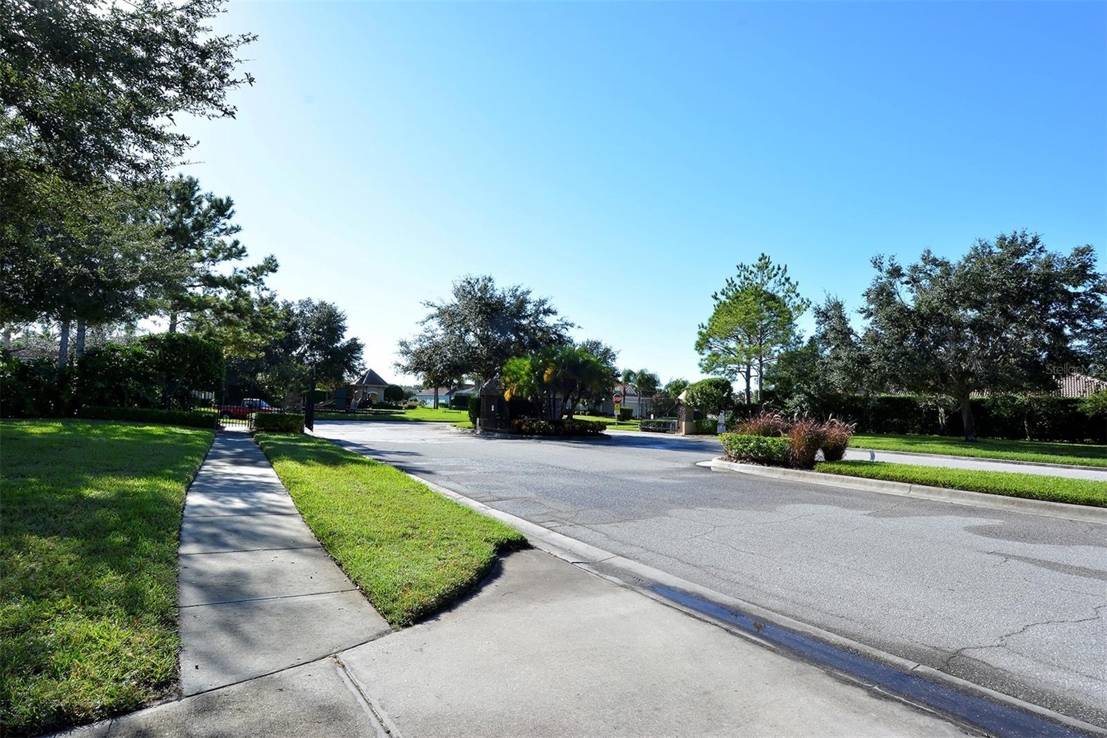 Image 32 of 50 For 6214 45th Lane E