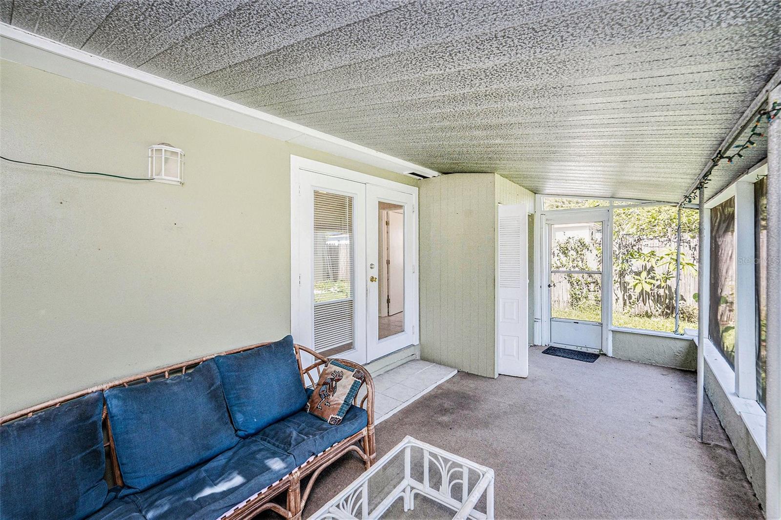 Image 11 of 25 For 5028 Oxford Avenue N