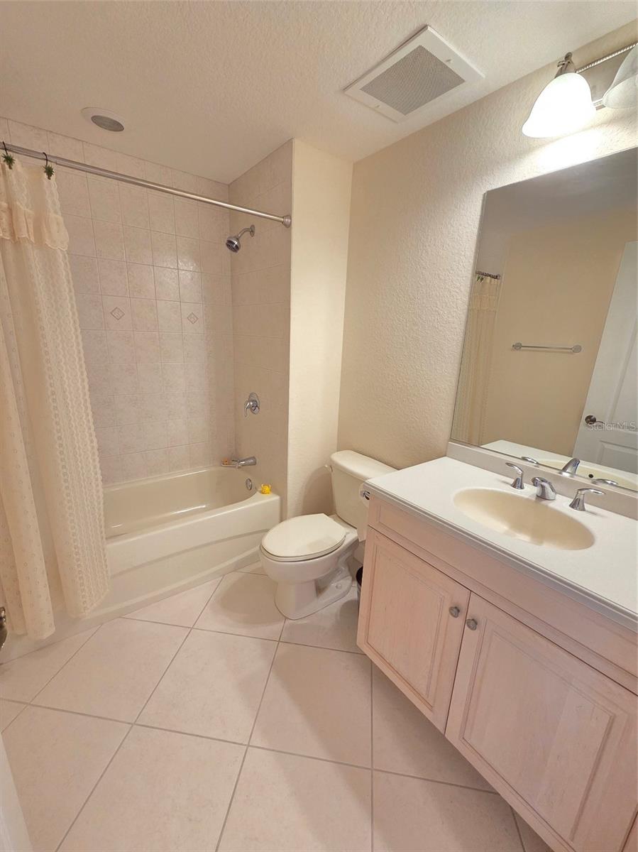 Image 7 of 11 For 501 Haben Boulevard 705