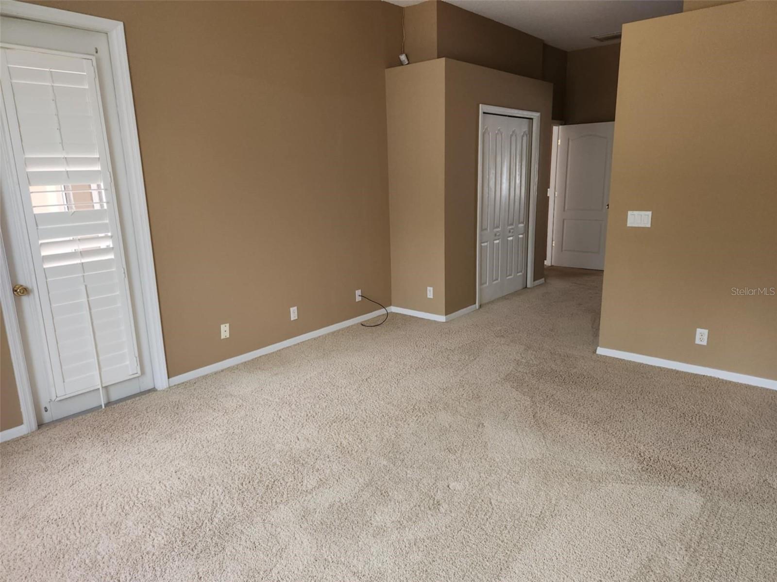 Image 10 of 16 For 7423 Ridge Rd
