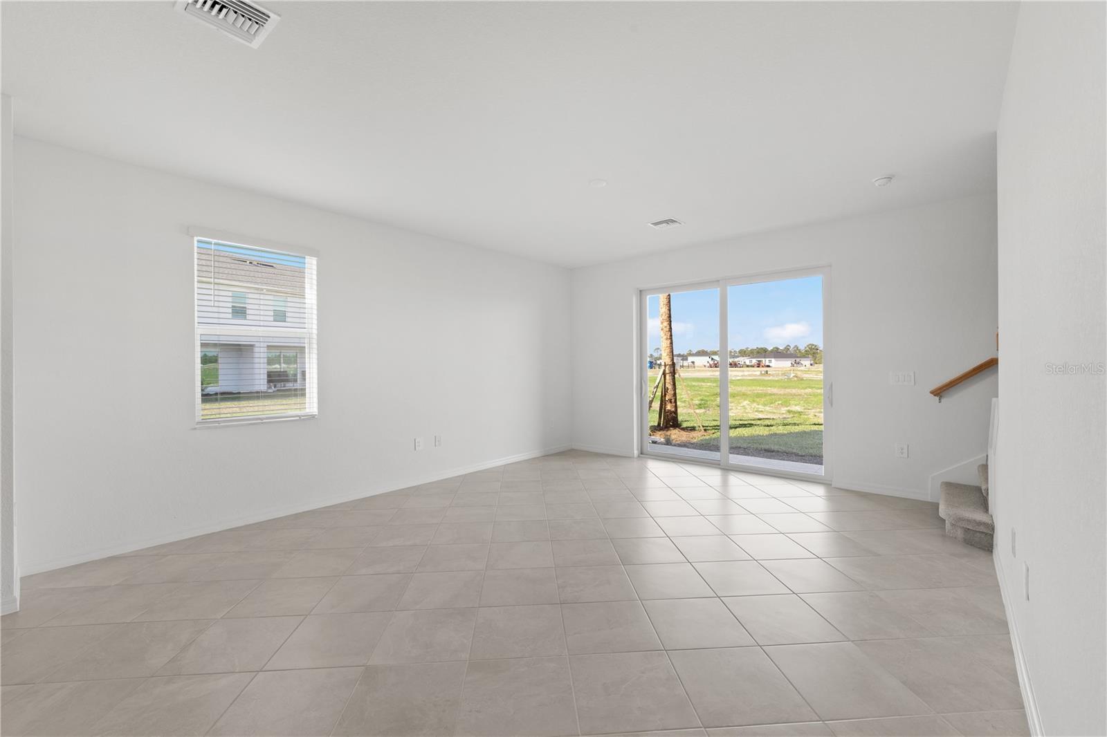 Image 23 of 63 For 14975 White Pearl Road