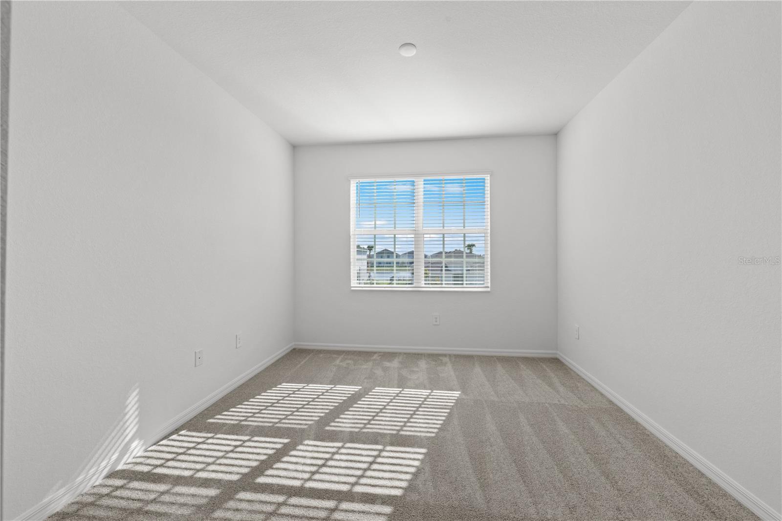 Image 34 of 63 For 14975 White Pearl Road