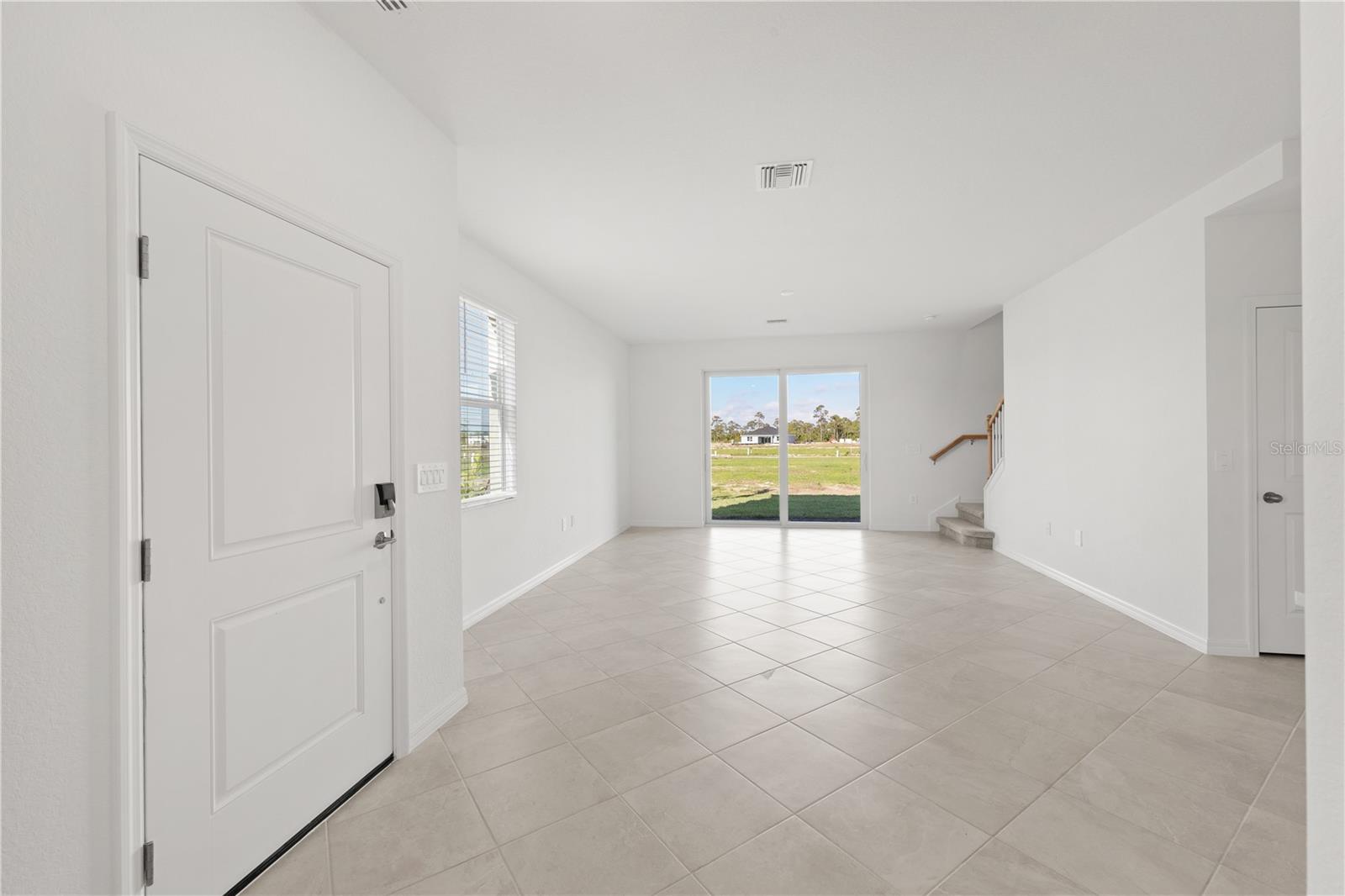 Image 9 of 63 For 14975 White Pearl Road
