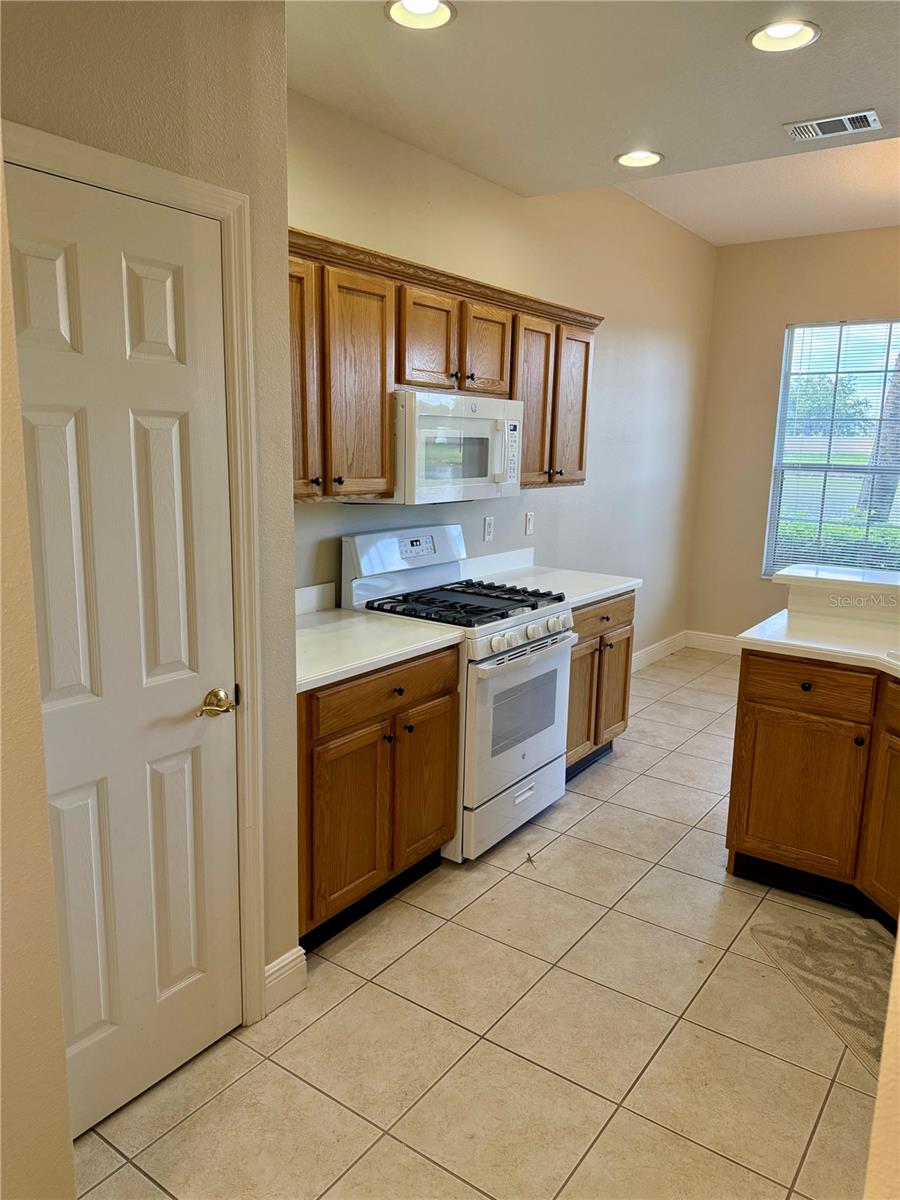 Image 8 of 28 For 8365 Miramar Way 8365