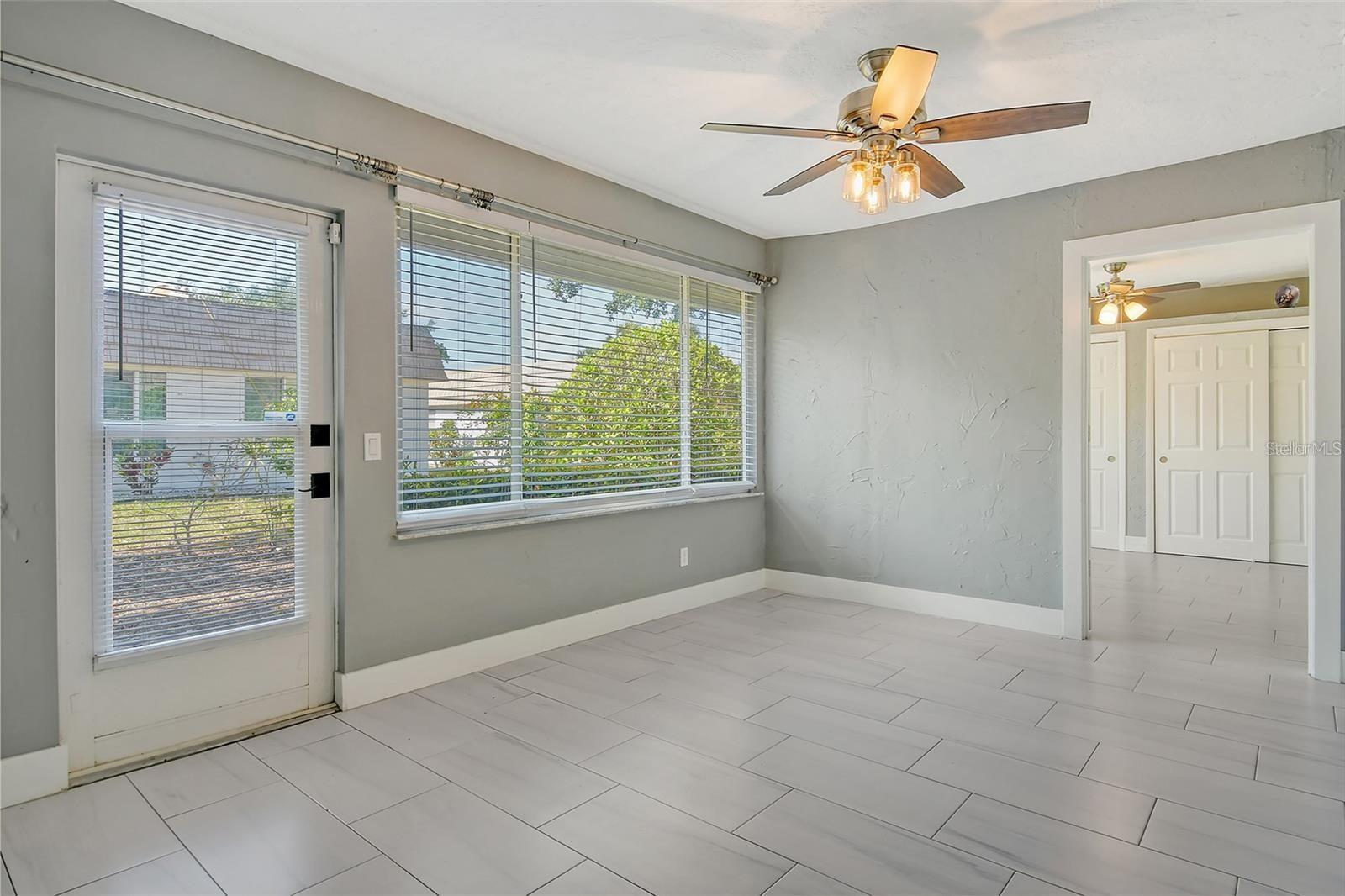Image 14 of 44 For 2332 Canalbluff Place V298