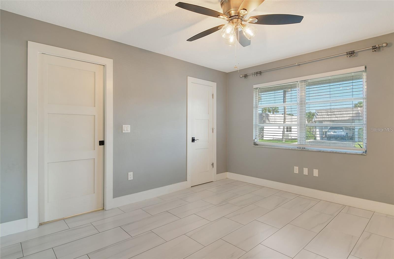 Image 22 of 44 For 2332 Canalbluff Place V298
