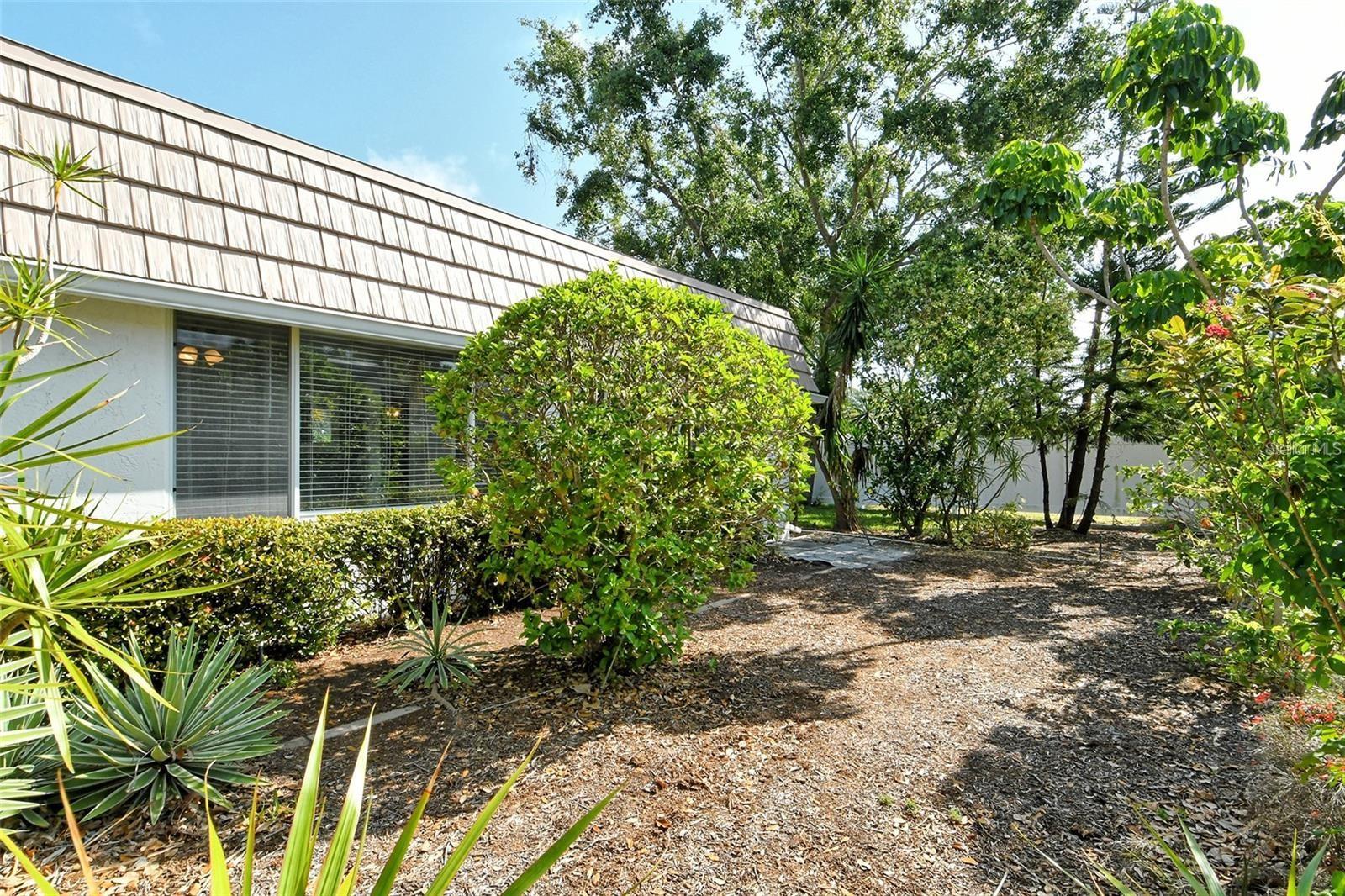 Image 29 of 44 For 2332 Canalbluff Place V298