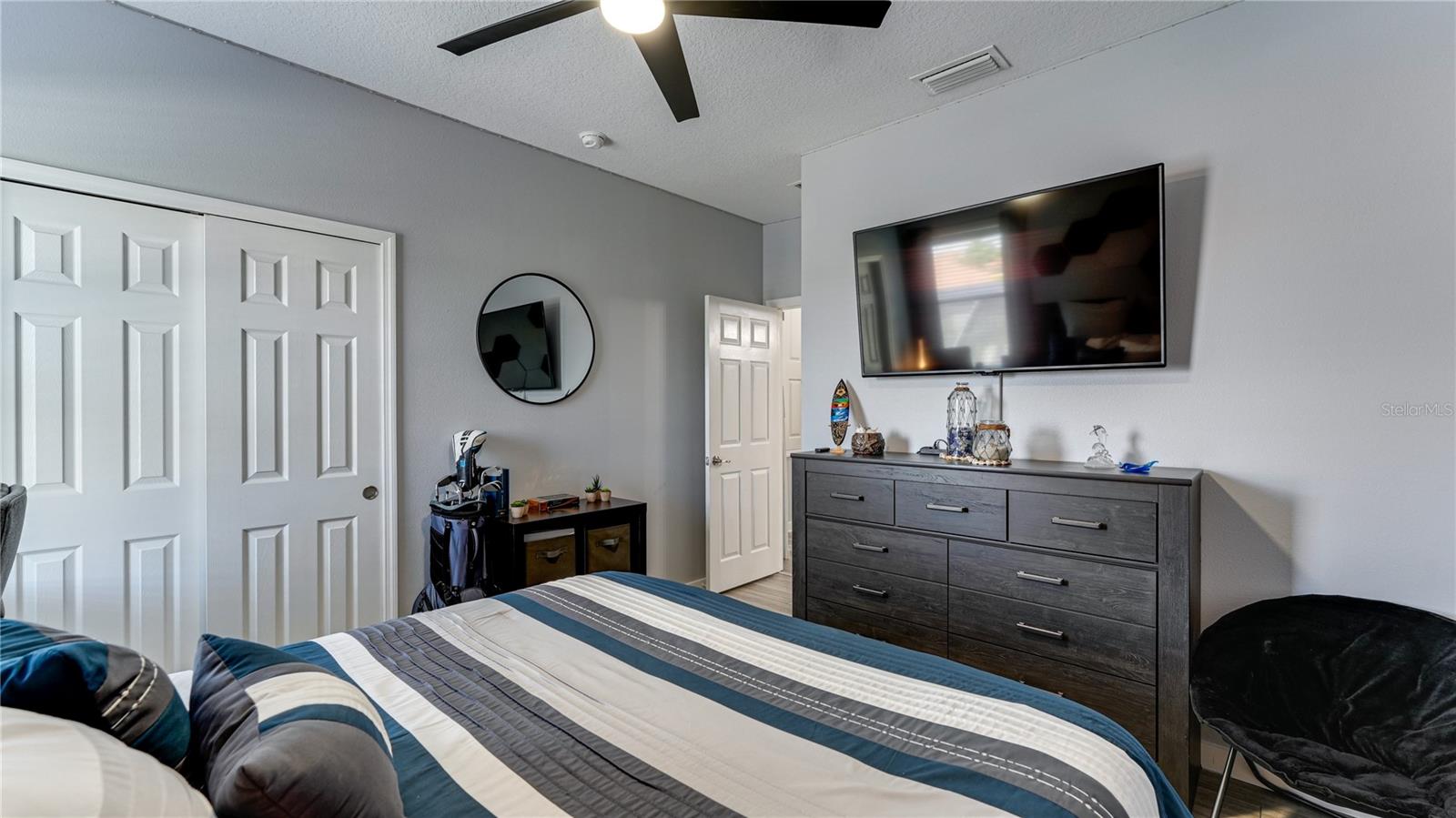 Image 24 of 65 For 7915 115th Avenue E