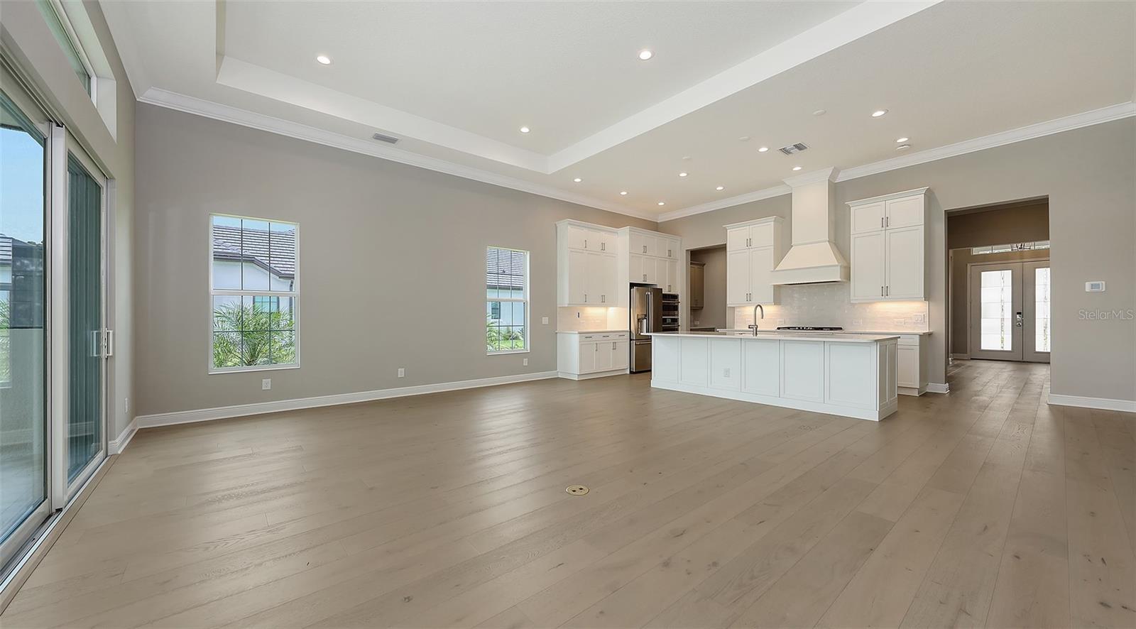 Image 11 of 56 For 6224 Isla Del Ray Avenue