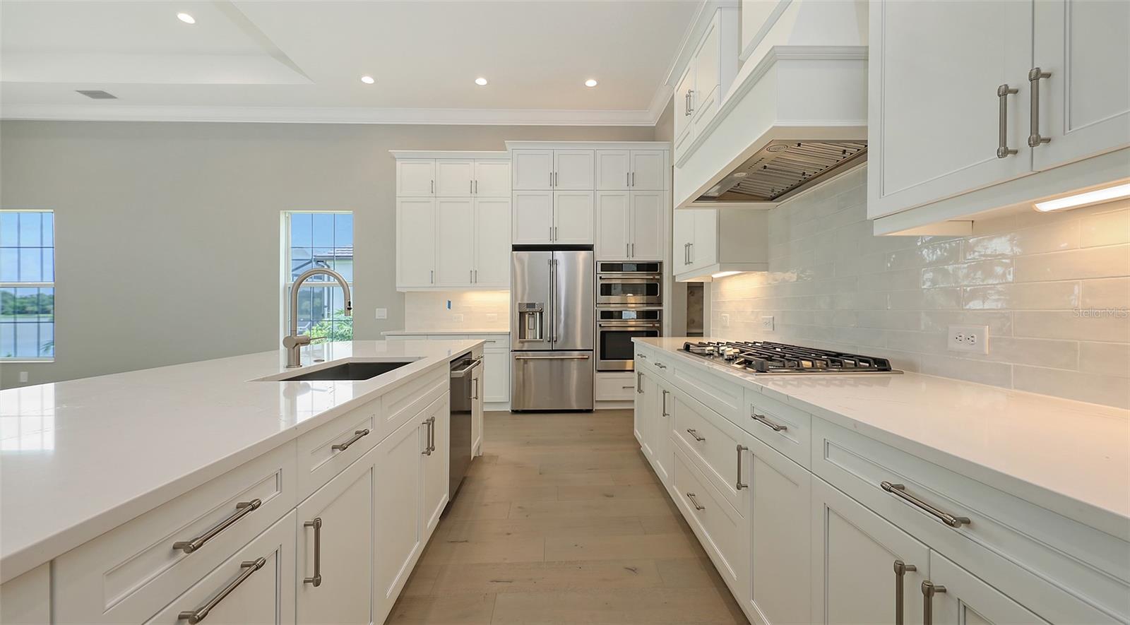 Image 14 of 56 For 6224 Isla Del Ray Avenue