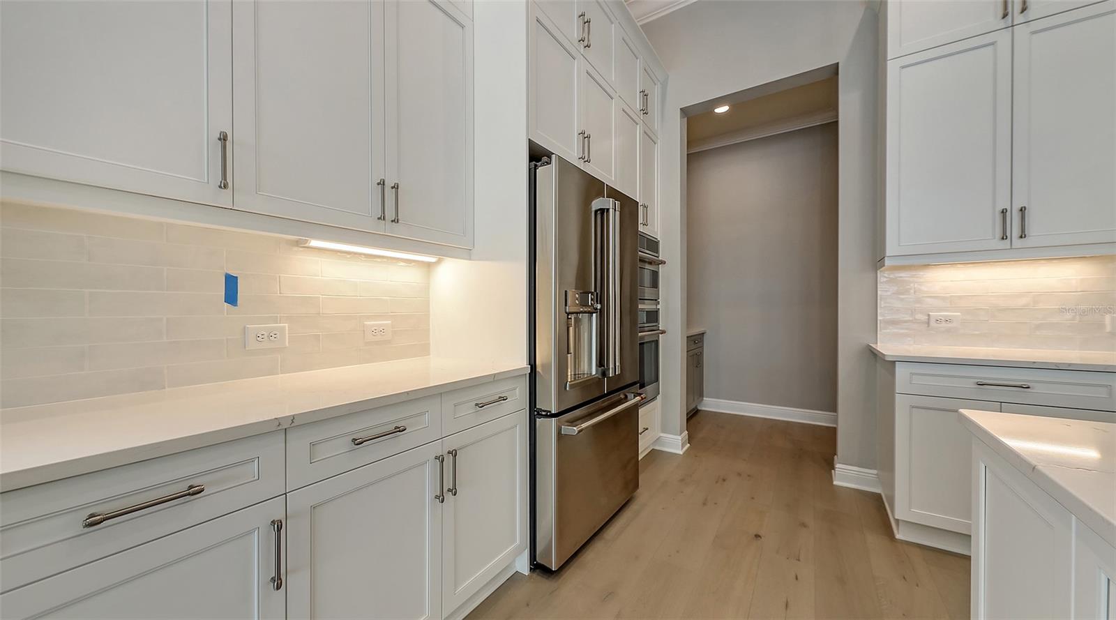 Image 15 of 56 For 6224 Isla Del Ray Avenue
