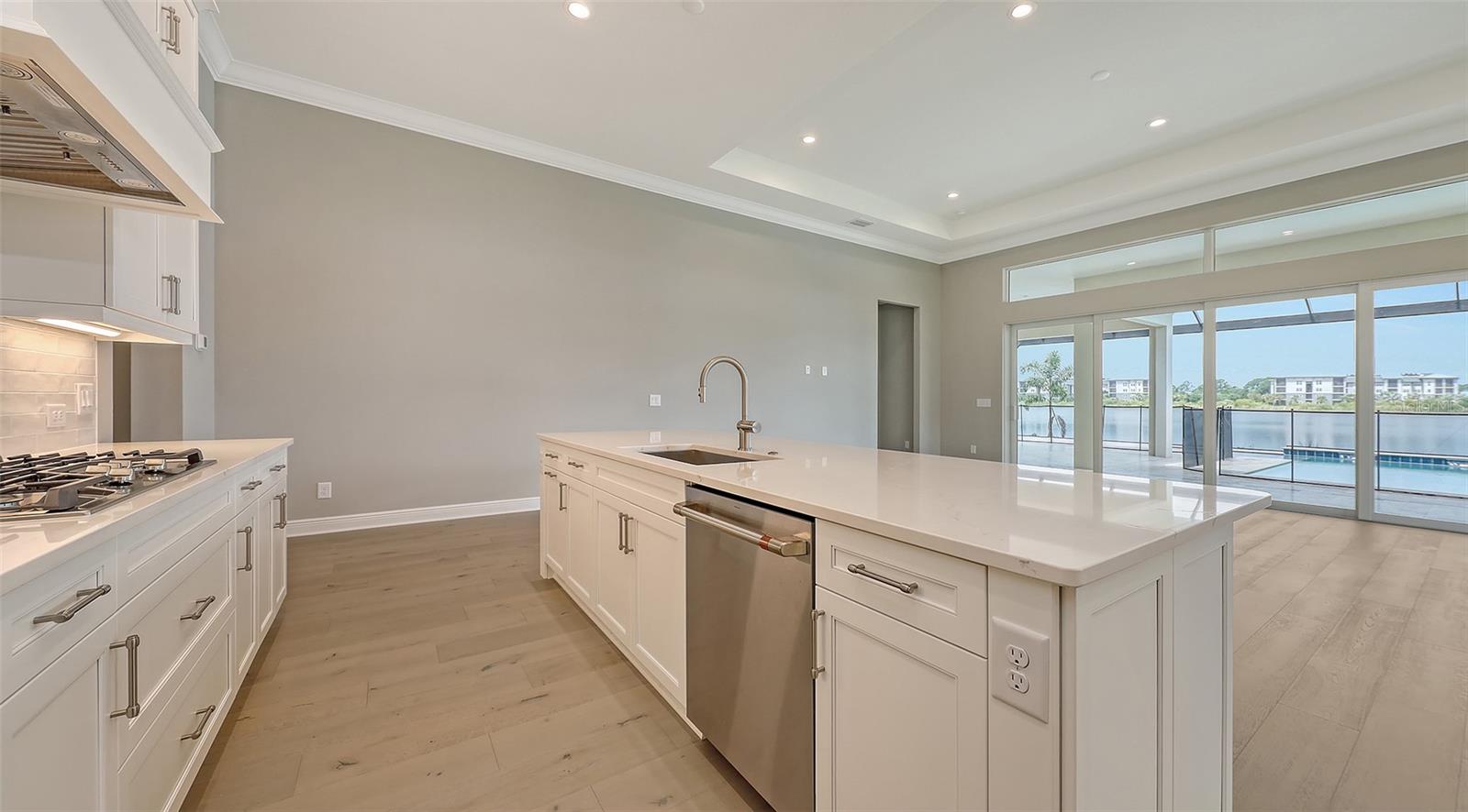 Image 18 of 56 For 6224 Isla Del Ray Avenue