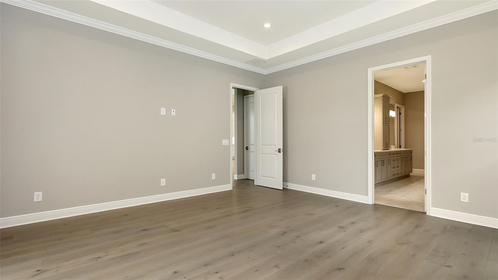 Image 21 of 56 For 6224 Isla Del Ray Avenue