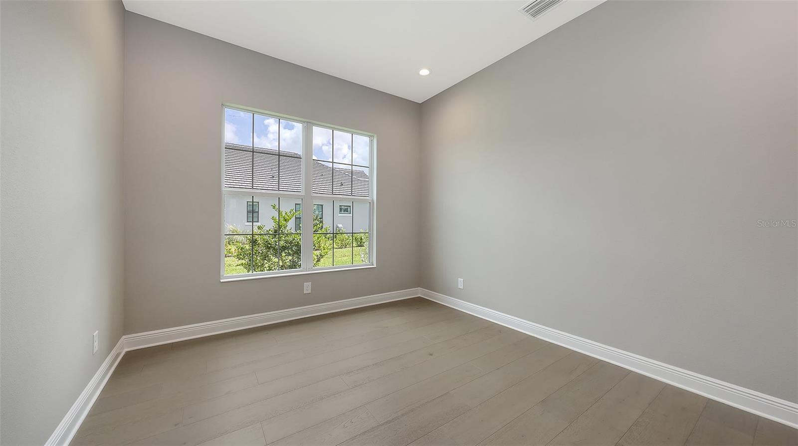 Image 34 of 56 For 6224 Isla Del Ray Avenue