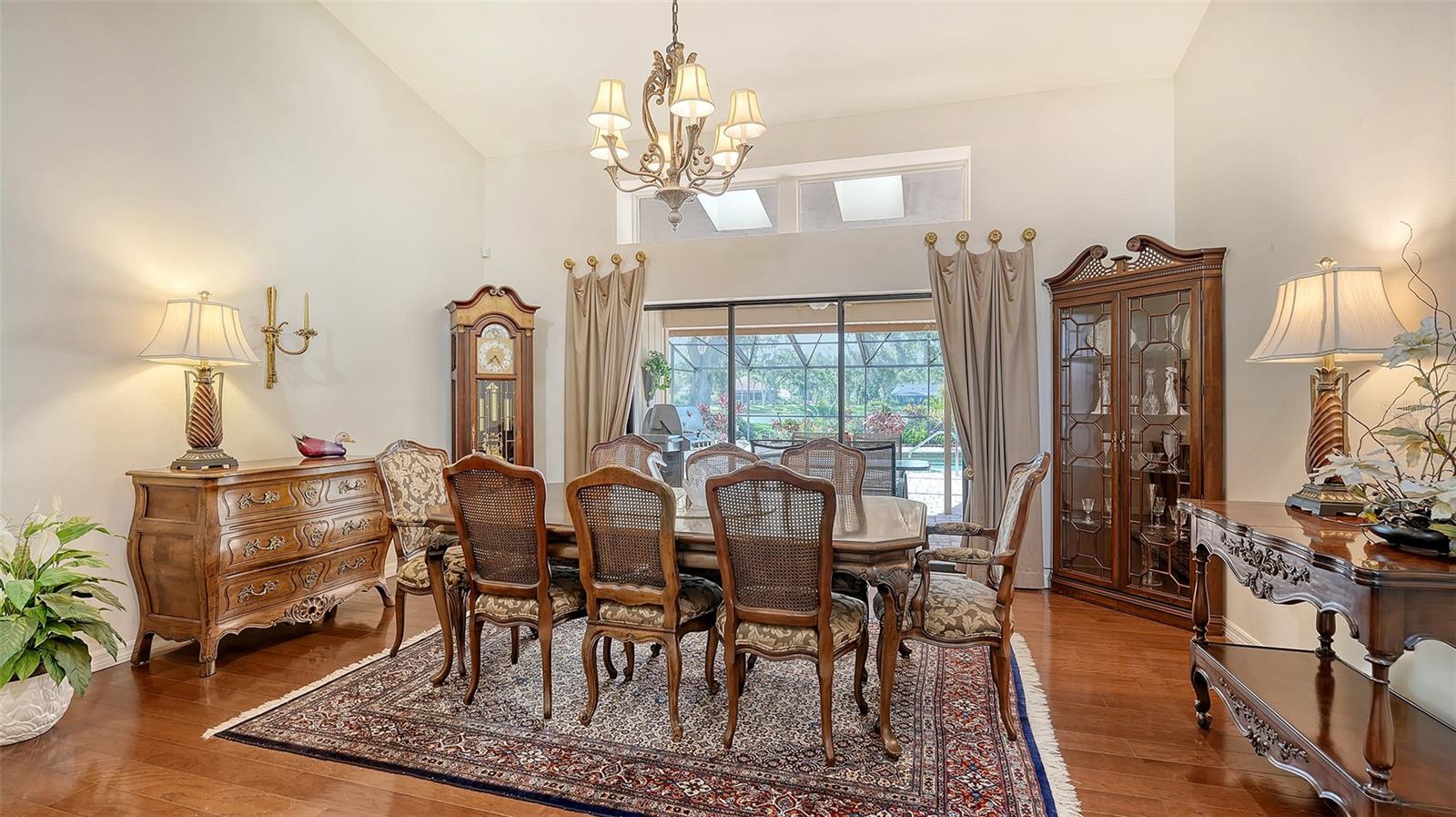 Image 14 of 66 For 7426 Weeping Willow Boulevard
