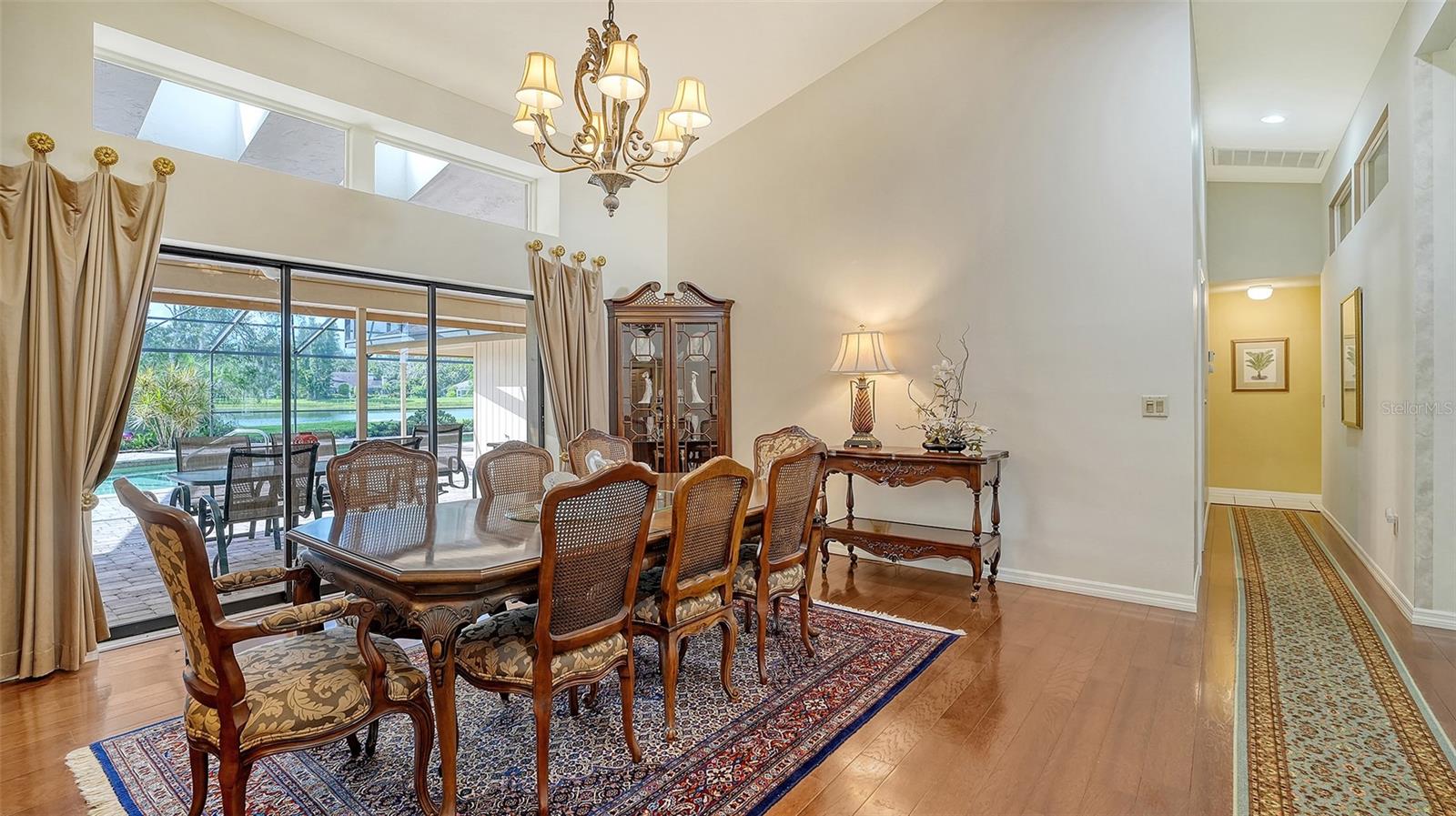 Image 15 of 66 For 7426 Weeping Willow Boulevard