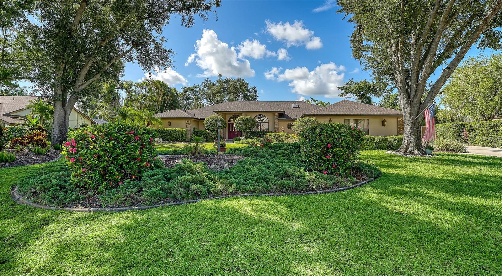 Image 4 of 66 For 7426 Weeping Willow Boulevard