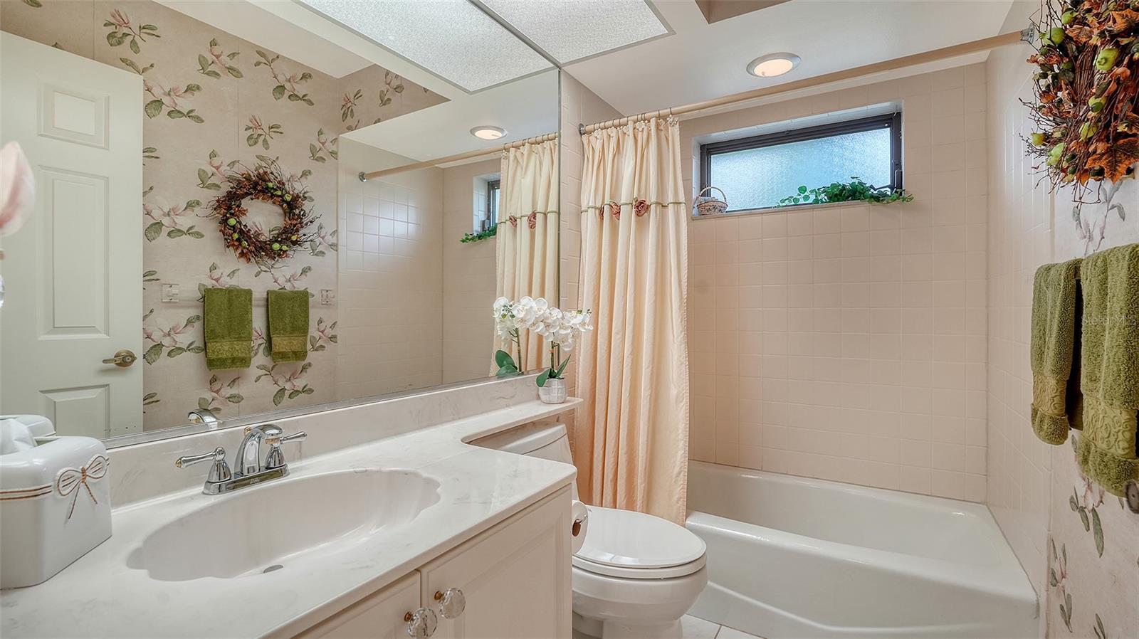 Image 41 of 66 For 7426 Weeping Willow Boulevard