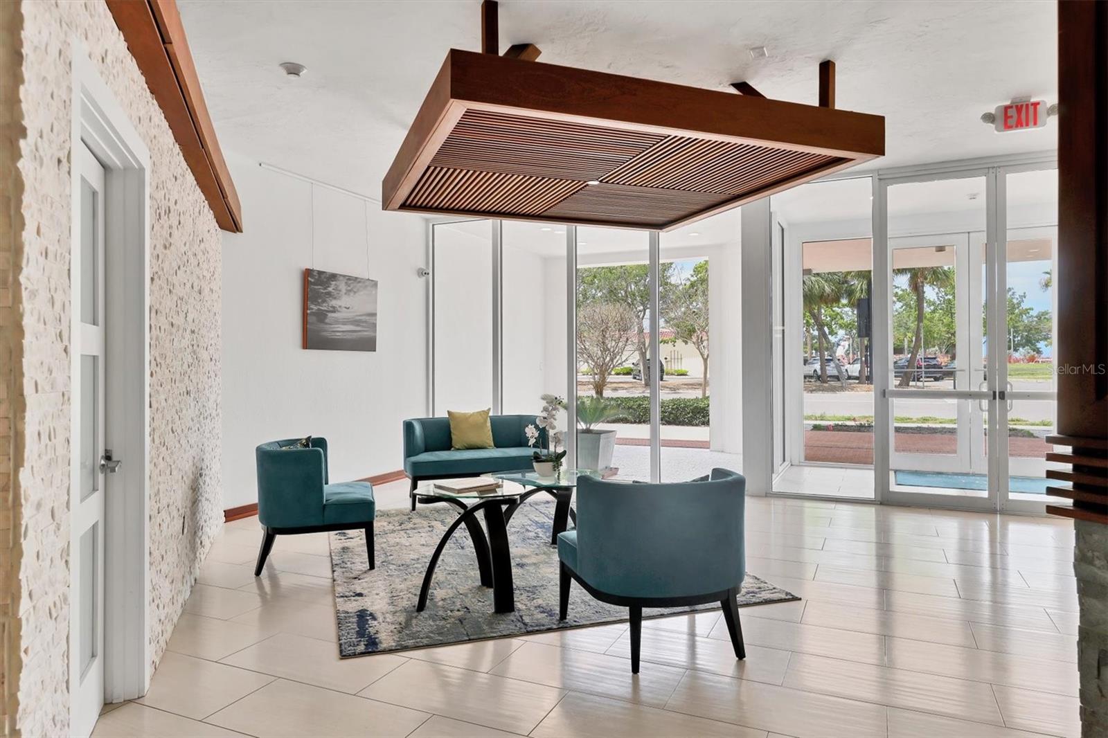Image 10 of 53 For 101 Gulfstream Avenue 15c