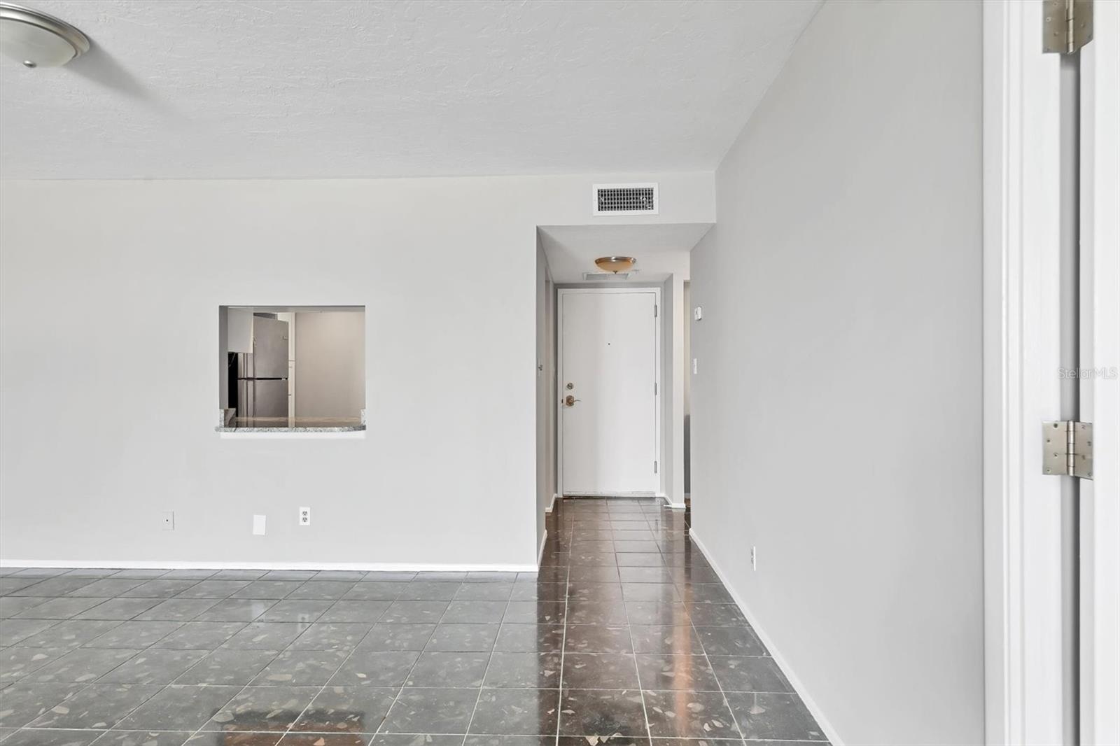 Image 11 of 53 For 101 Gulfstream Avenue 15c