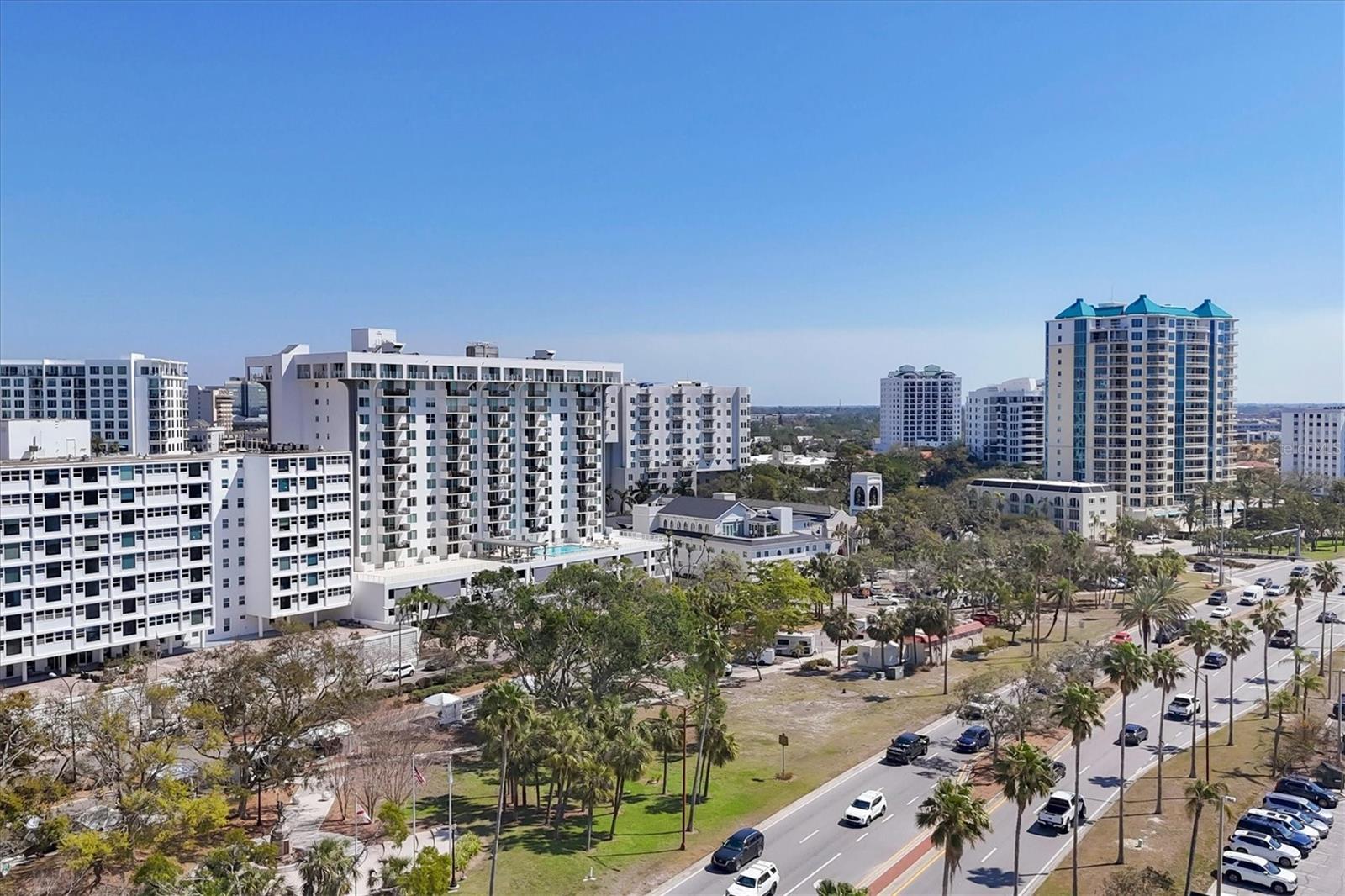 Image 2 of 53 For 101 Gulfstream Avenue 15c